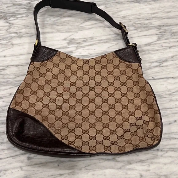 Gucci Hasler horse bit hobo shoulder bag In excellent condition. - Picture 8 of 11